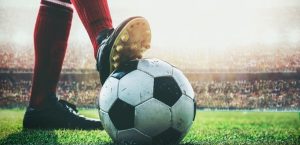 Cách rê bóng qua người như cầu thủ chuyên nghiệp